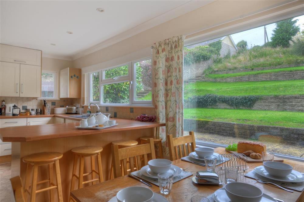 Strathaven Villa Uplyme Bagian luar foto